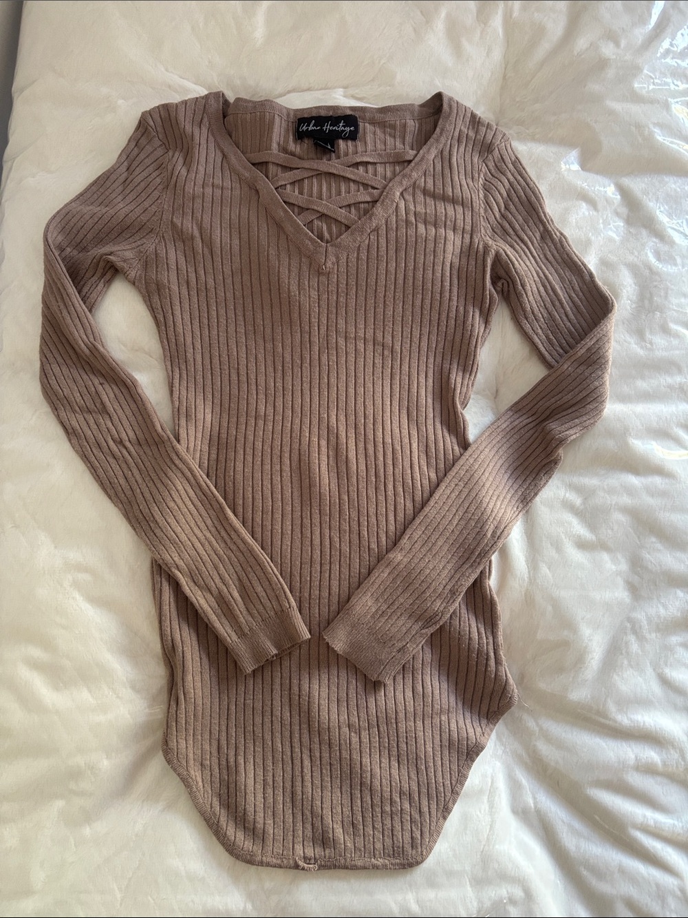 Urban Heritage Ribbed V-Neck Sweater in Taupe